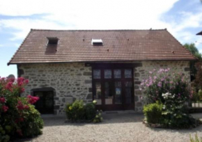 Hotels in Sainte-Thérence